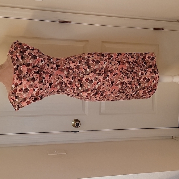 Connected apparel wine, mauve taupe dress size 6.  Faux wrap, sleeveless - Picture 5 of 12